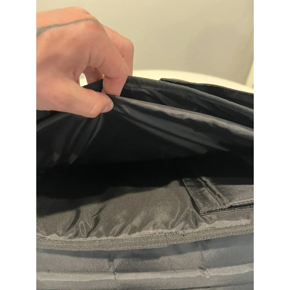 Targus Large Laptop Messenger Bag 17